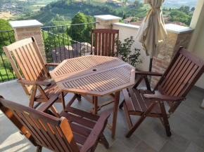 Casa Mantel Holiday Home Panoramic view in Langhe